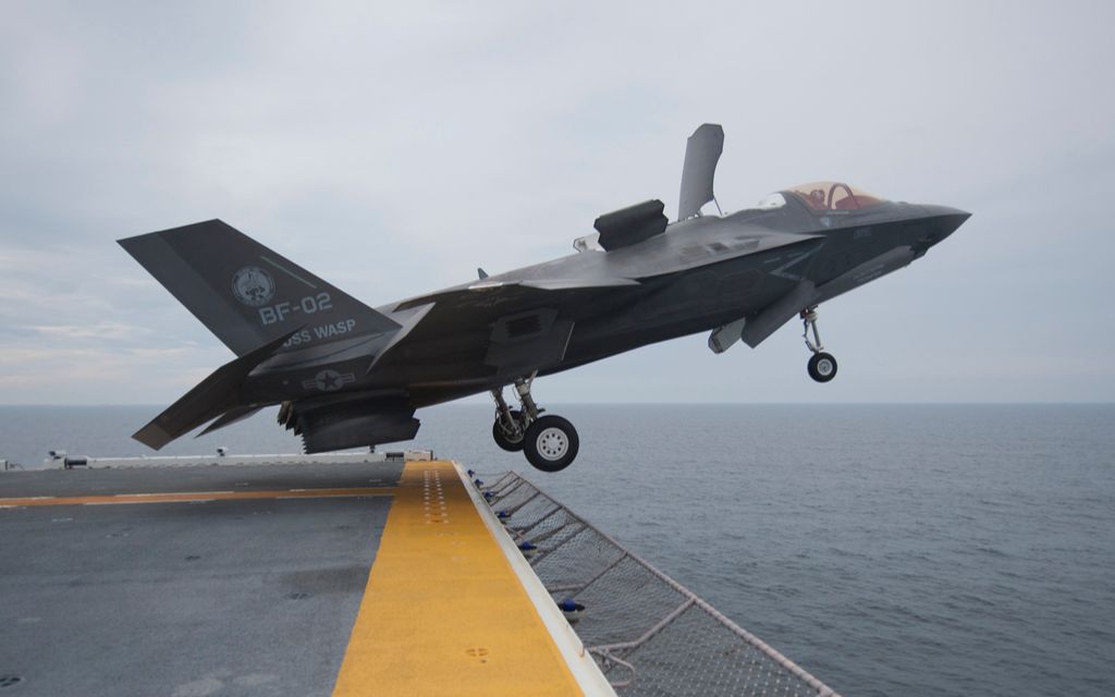 日本f35坠海是飞行员遭遇"空间迷失"?战机每秒308米撞击大海