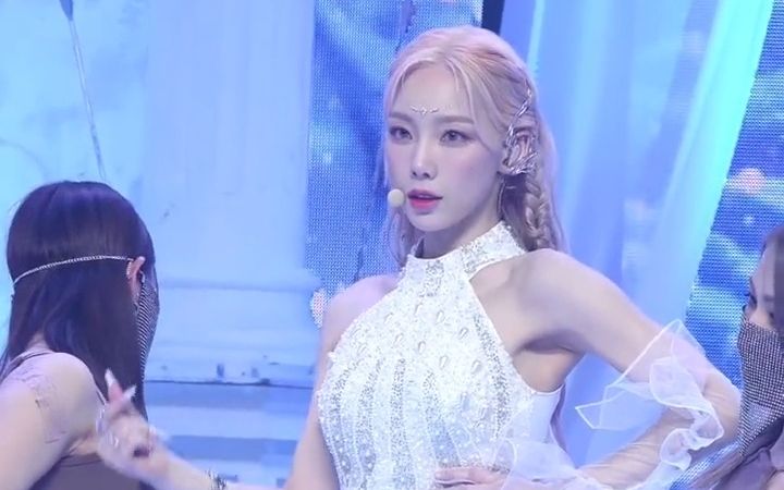 金泰妍舞台直拍