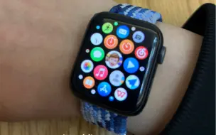 下载视频: 【开箱系列】680收的apple watch s5开箱