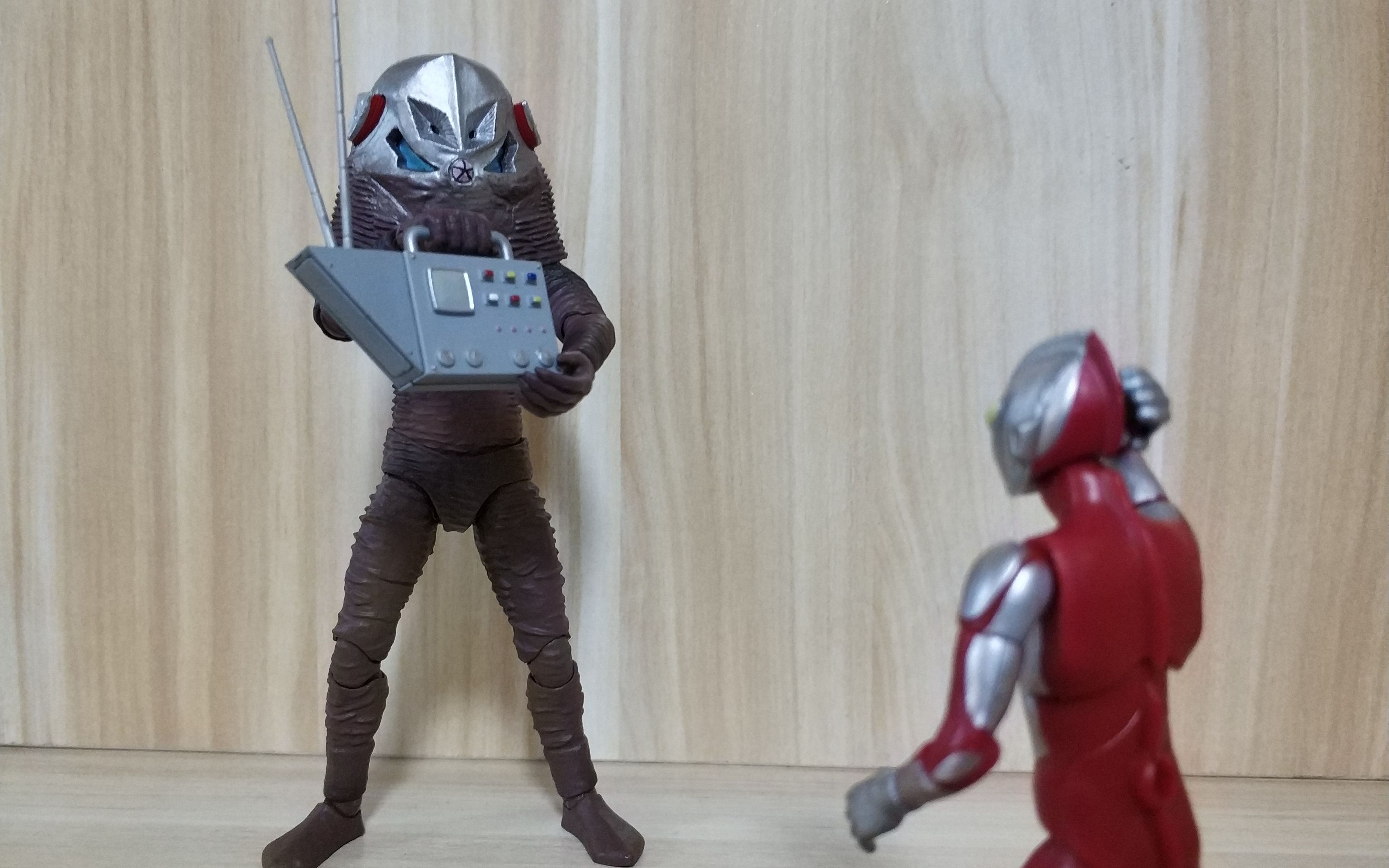 【奥特曼】万代shf魂限 凶恶宇宙人 扎拉布星人_哔哩哔哩 (゜-゜)つロ