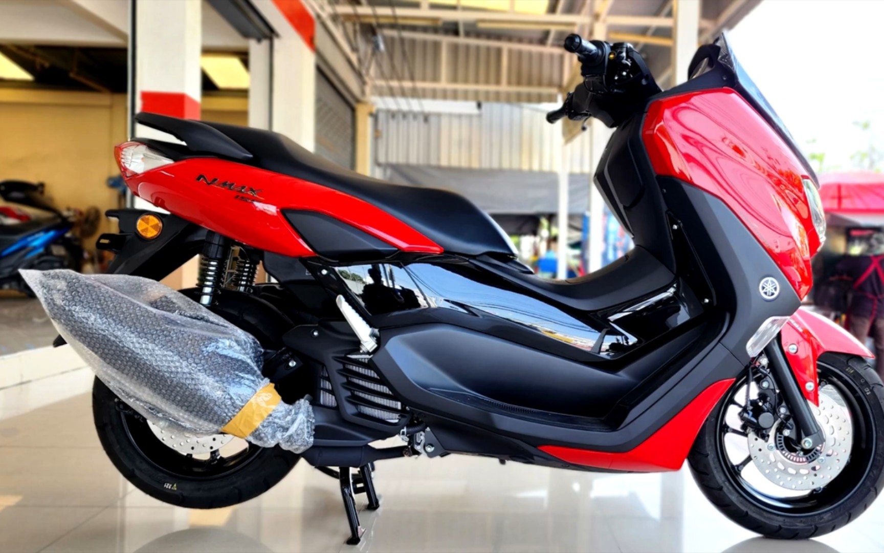 雅马哈nmax 155 abs红色2022
