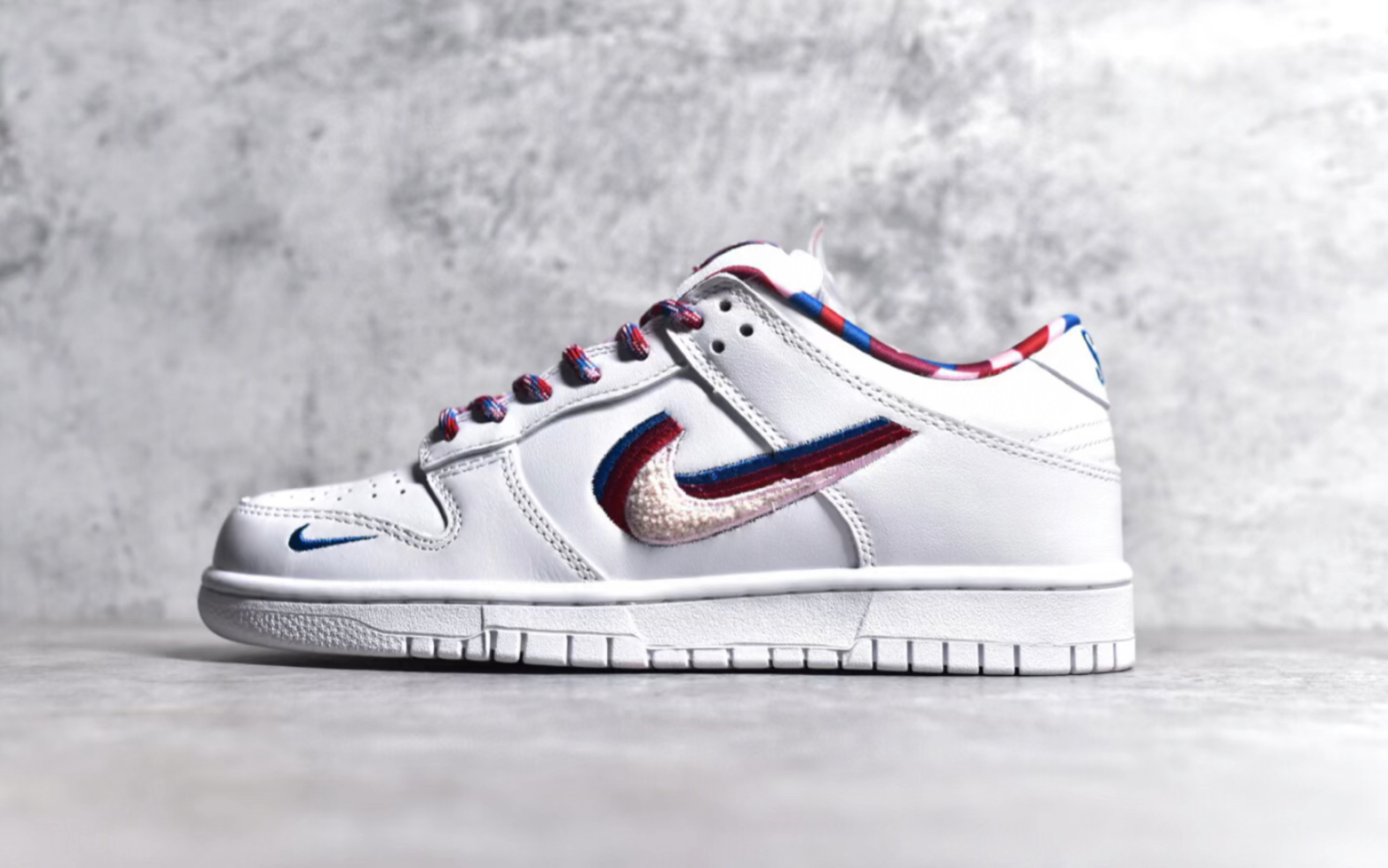 耐克联名 parra x nike sb dunk low 3d三色重叠刺绣糖果彩钩低帮板鞋