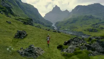 小岛秀夫死亡搁浅，走着走着就起一段BGM，逼格拉满！
