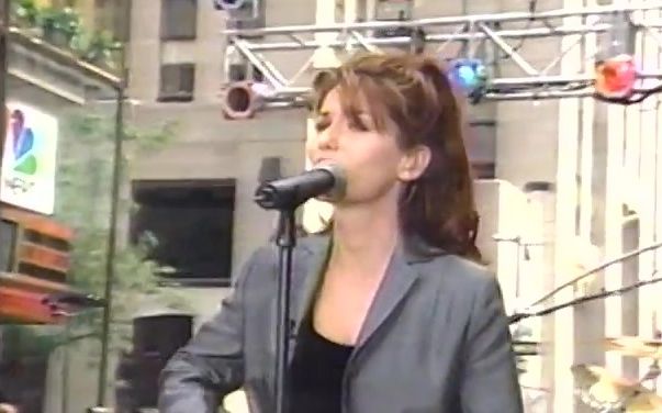 [图]【你仍是唯一】Shania Twain - You're Still the One (Live 1998 Today Show)