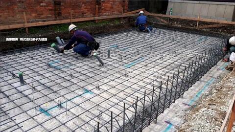 森泉 家を建てる 家の基礎完成 約50トンのコンクリートを流し込む 03 ボンビーガール 哔哩哔哩