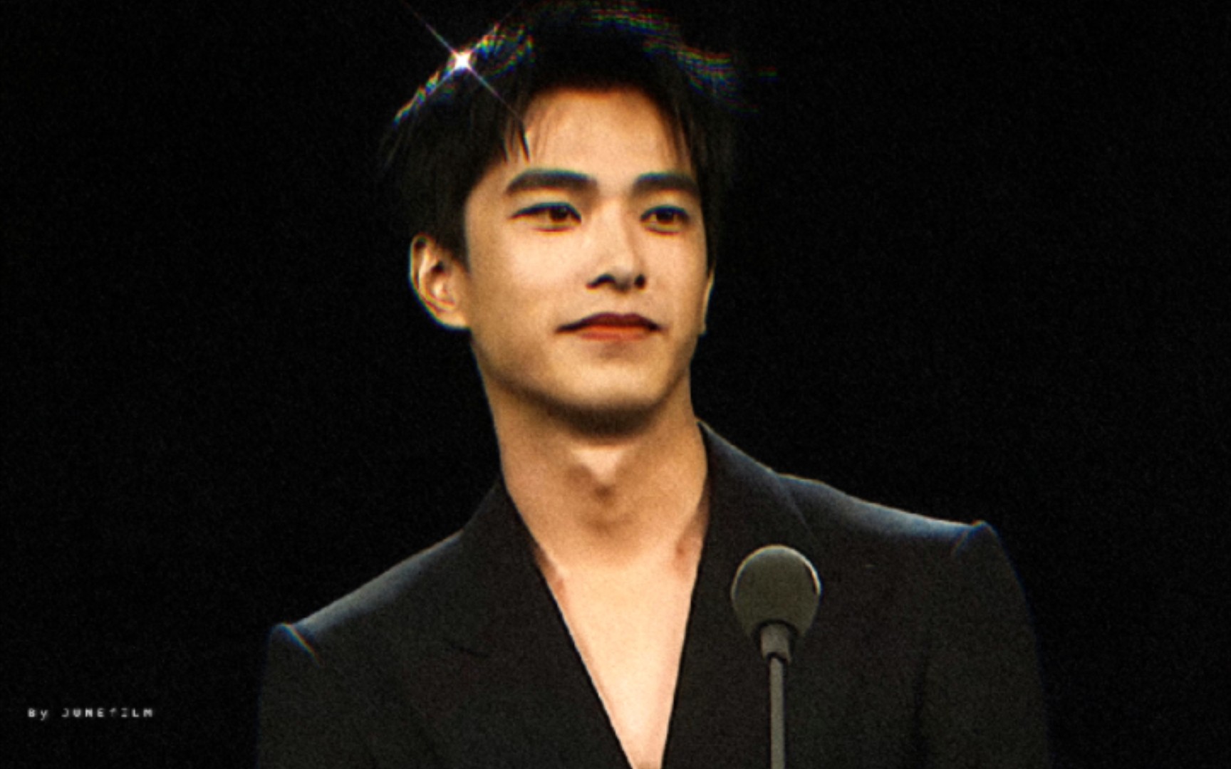 【曾敬骅】昨晚台北电影节拍照好可爱呀!