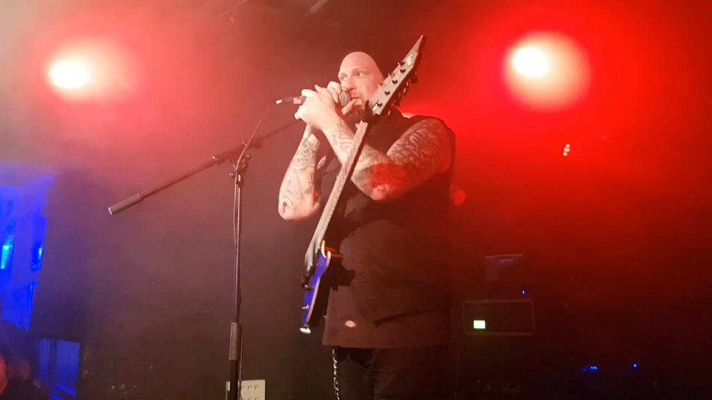 andy james what lies beneath, live paris 2017.