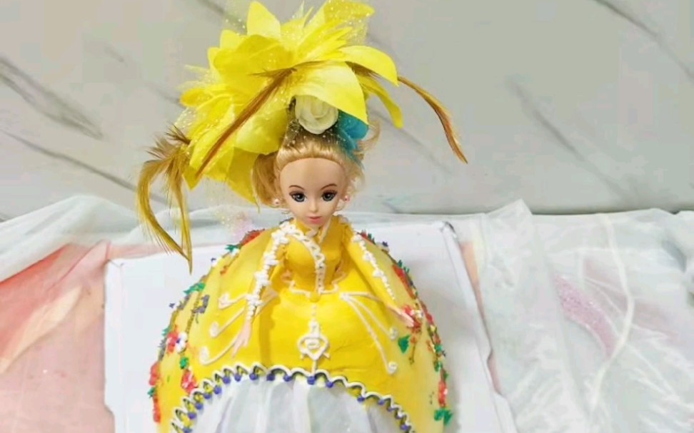 唯美芭比娃娃泡泡裙造型蛋糕787878_哔哩哔哩 (゜-゜)つロ 干杯