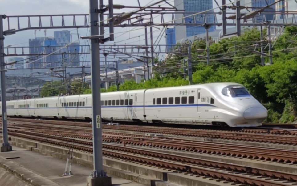 [厦深铁路] 南局crh2a重联担当d2326(深圳北→福州南)通过深圳北站南