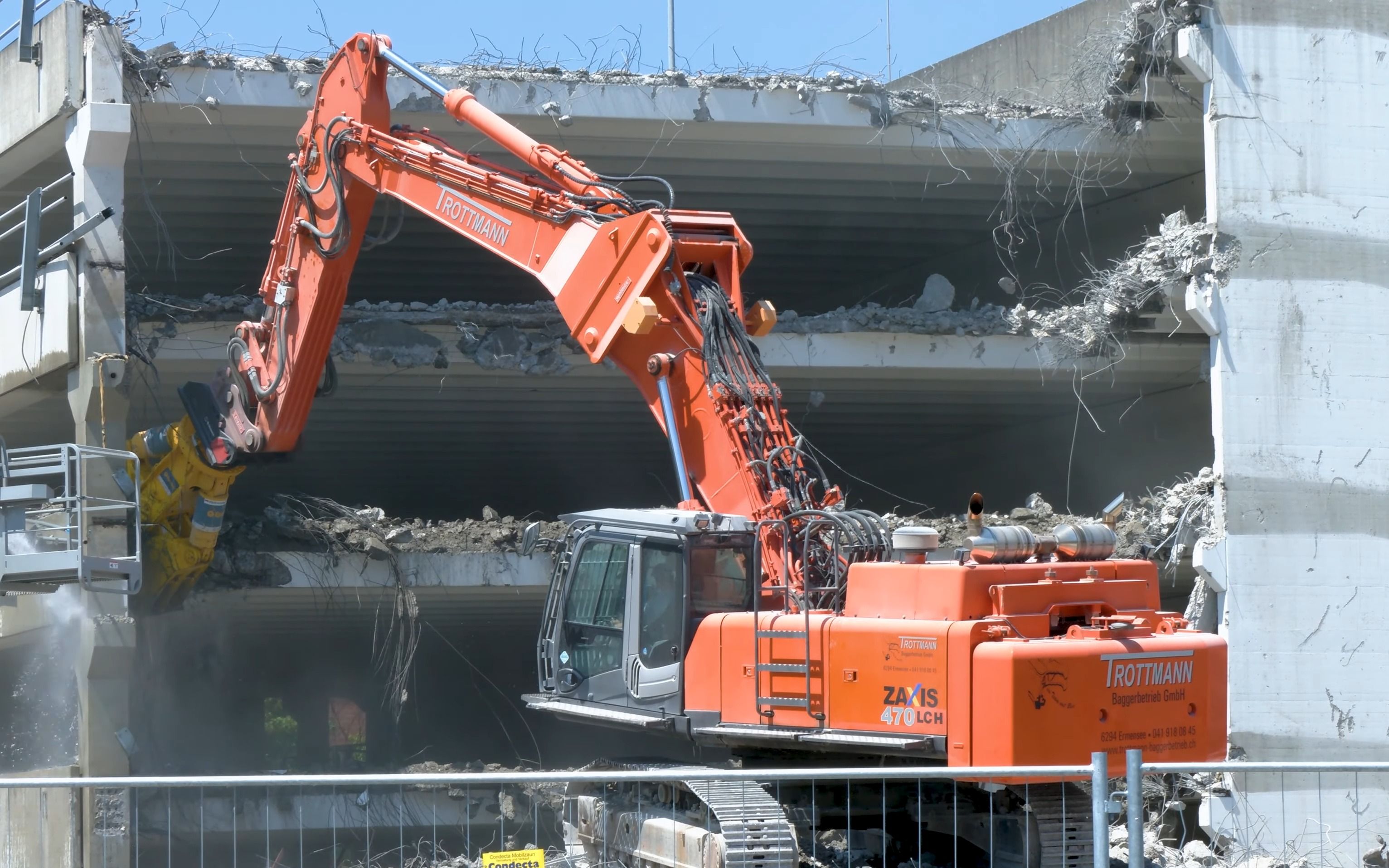 日立zx470, zx290挖掘机拆除建筑4k