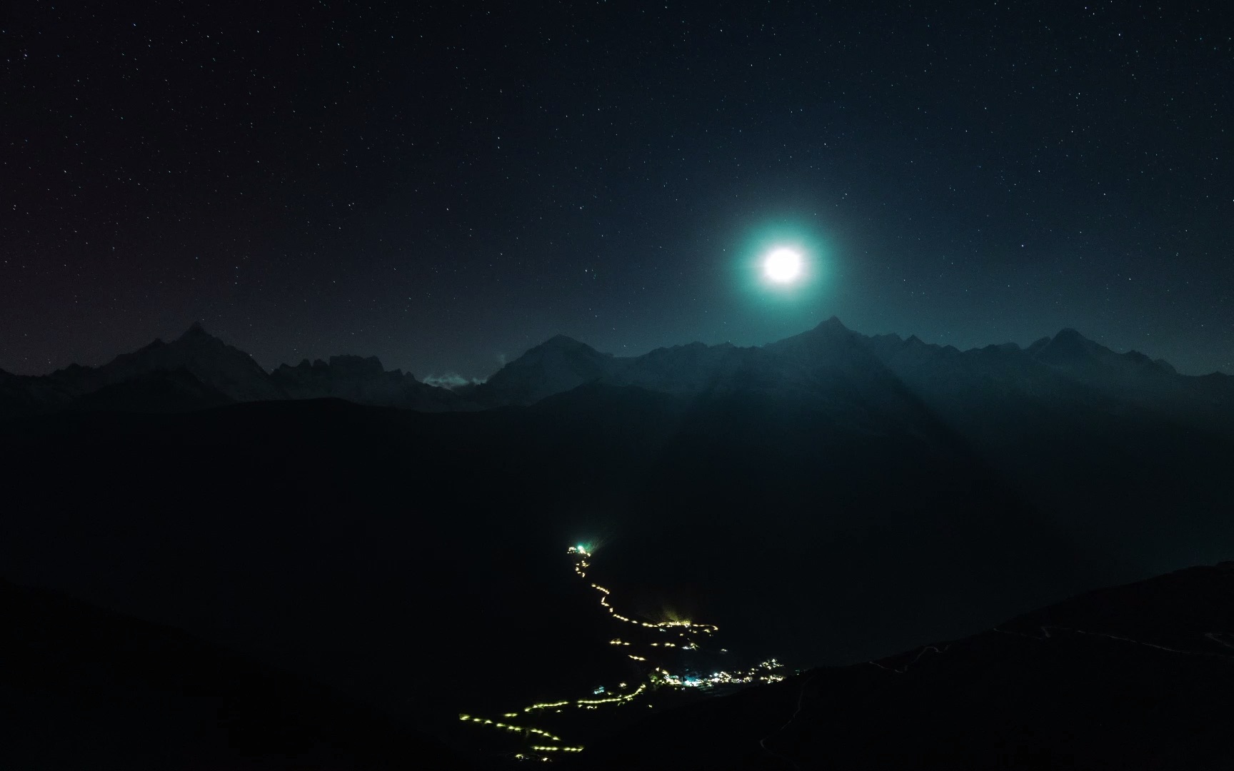 梅里雪山月亮落山