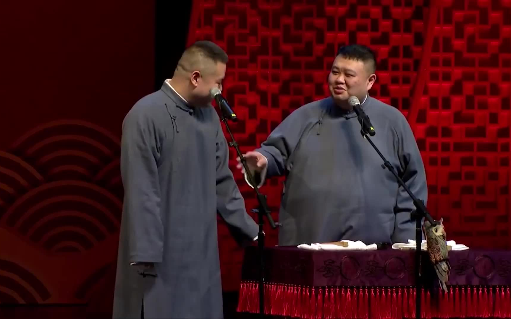 【岳云鹏孙越】高清相声:铁甲将军_哔哩哔哩_bilibili