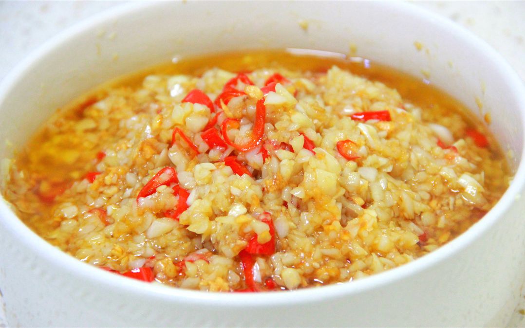 温妮私房菜:黄金比例蒜蓉酱,从做了10年烧烤老板那学得,您一定收好,很