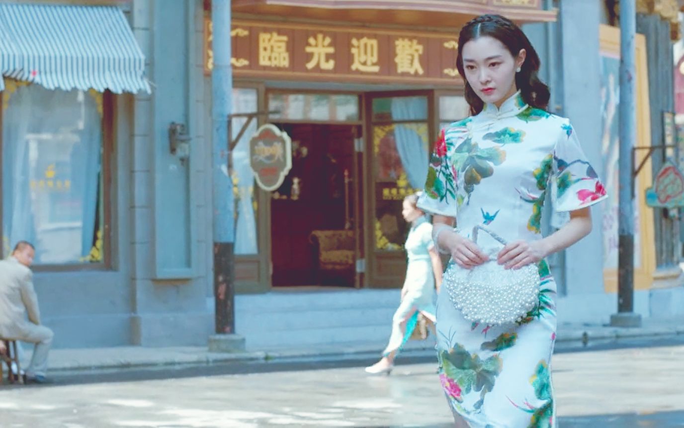 小楼又东风民国时装秀盘点吕晗芝的70套服装造型