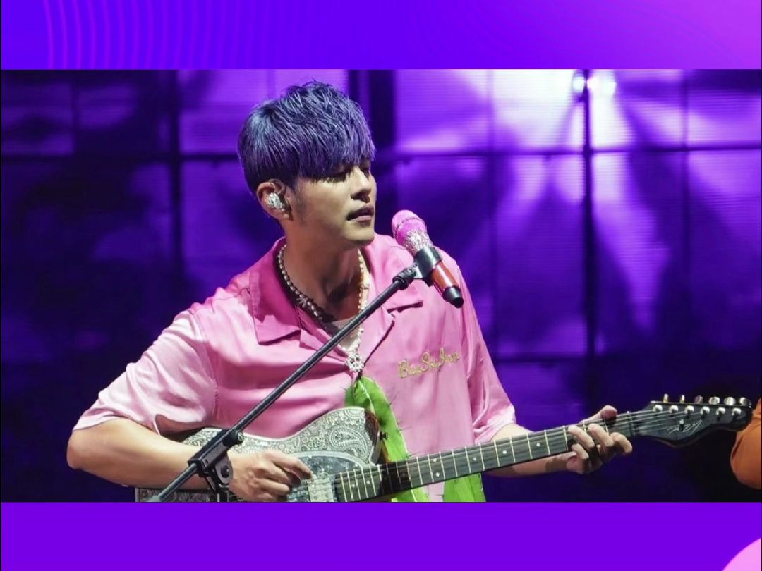 周杰伦曼谷演唱会舞台led透明屏火热搭建中