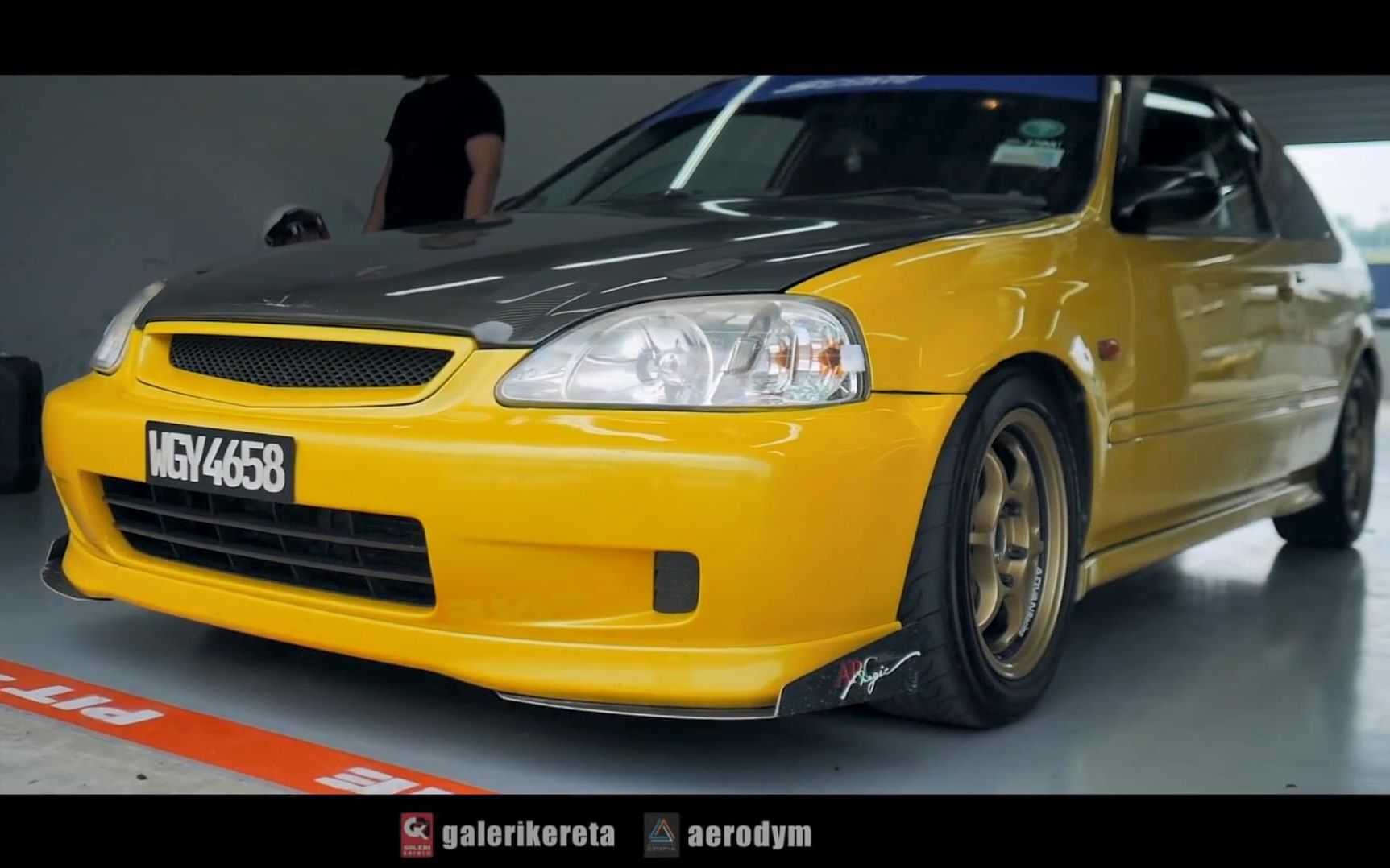 暴力本田 i 思域 ep3 type r 對決 ek9 type r ,性能榮光你選誰?