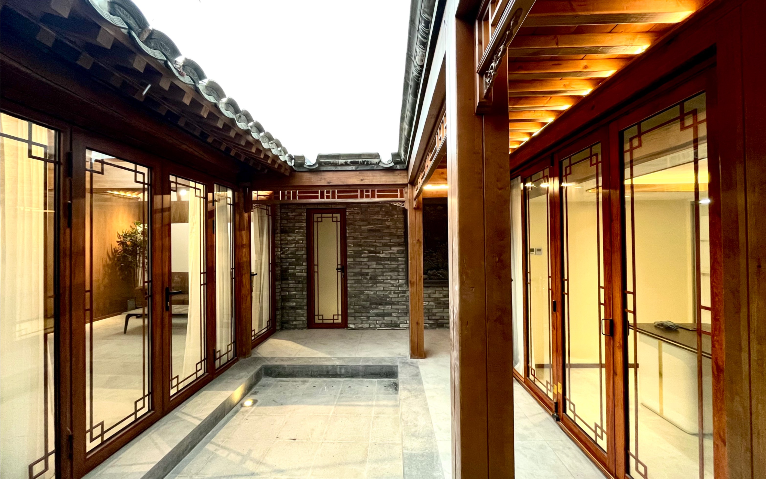 北京东城四合院出租丨鼓楼附近精装新中式四合院