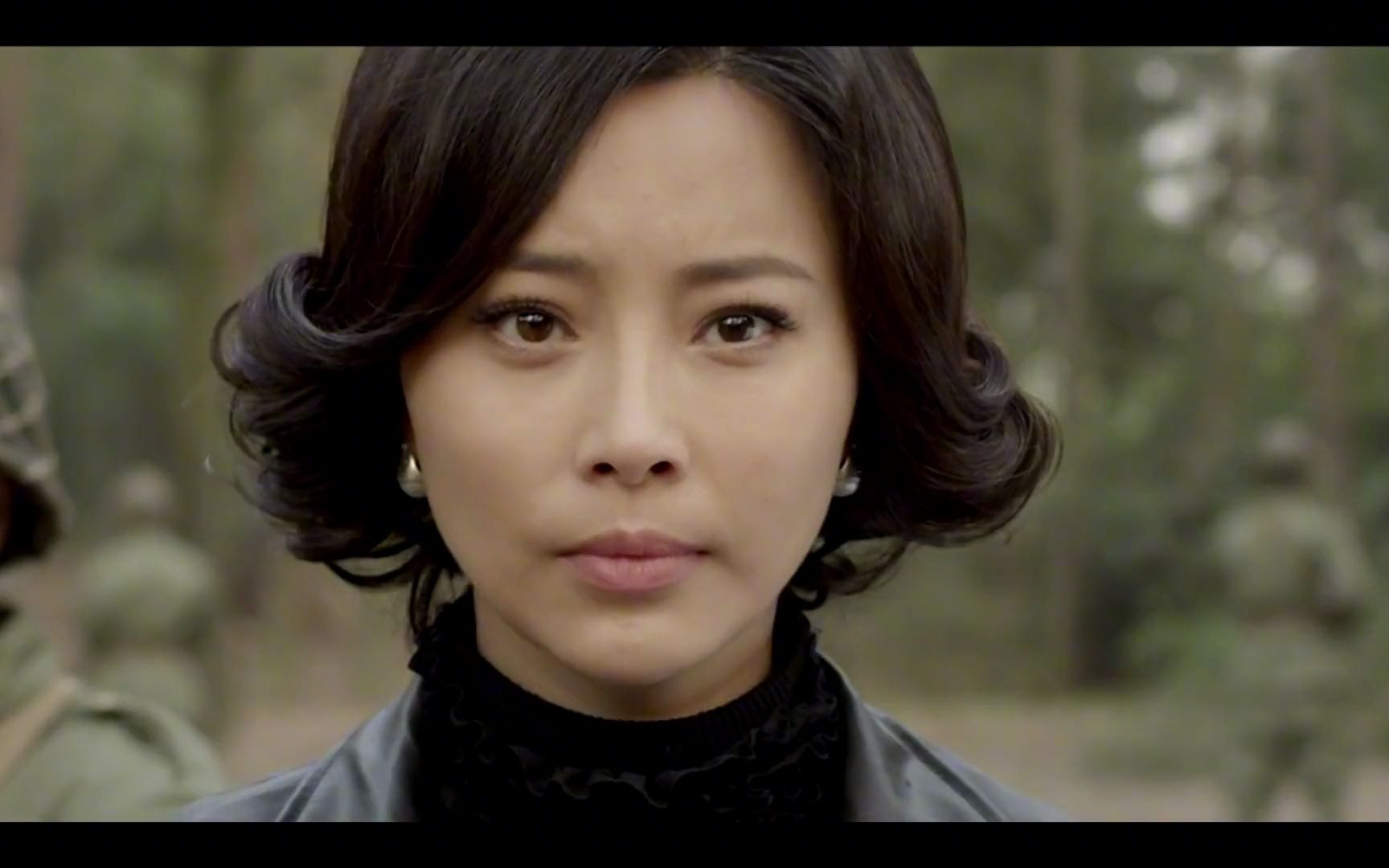 侠探高飞:迷宫里有机关,女战士趁机逃掉,将卢司令困在里面