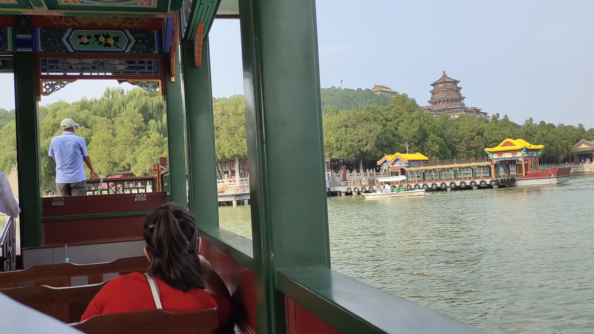 21年颐和园湖上坐船