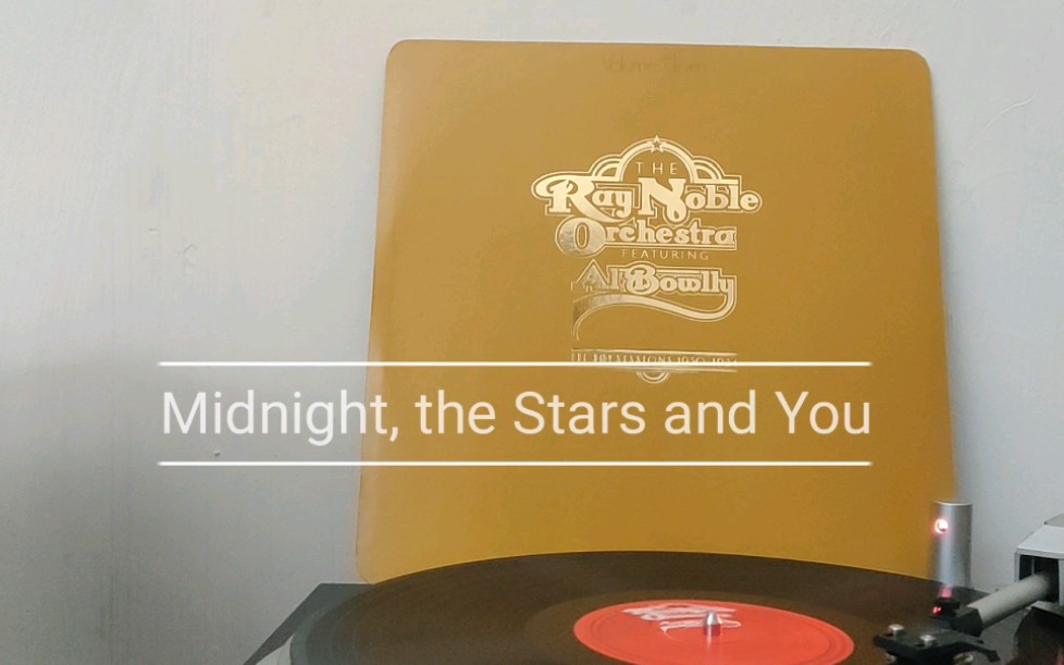 [图]《閃靈》片尾曲 Al Bowlly & The Ray Noble Orchestra - Midnight, the Stars and You (1934)