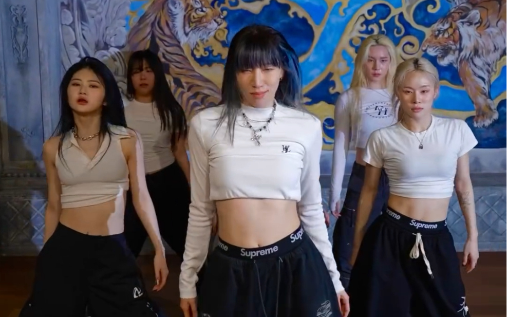 badalee ins更新《sheesh》编舞试案 !coming soon