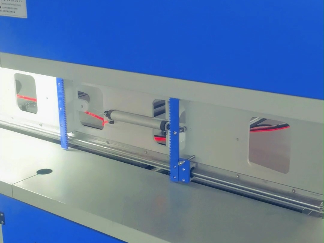 eva线锯切割机最厚可切40公分