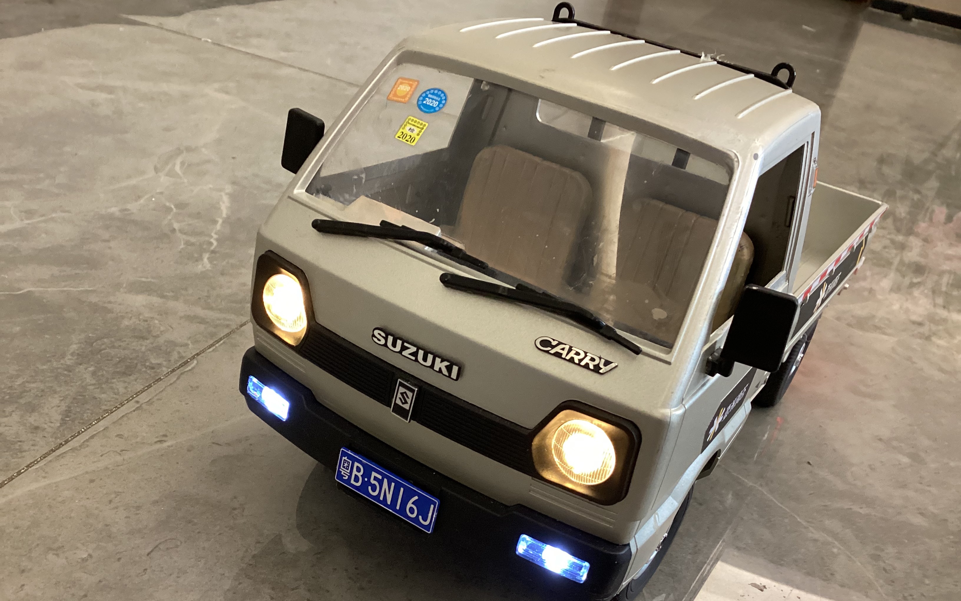 顽皮龙d12rc全比例遥控车