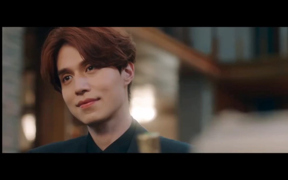 九尾狐传  李栋旭×赵宝儿  老李知道初恋重生了,来场甜甜的恋爱吧!