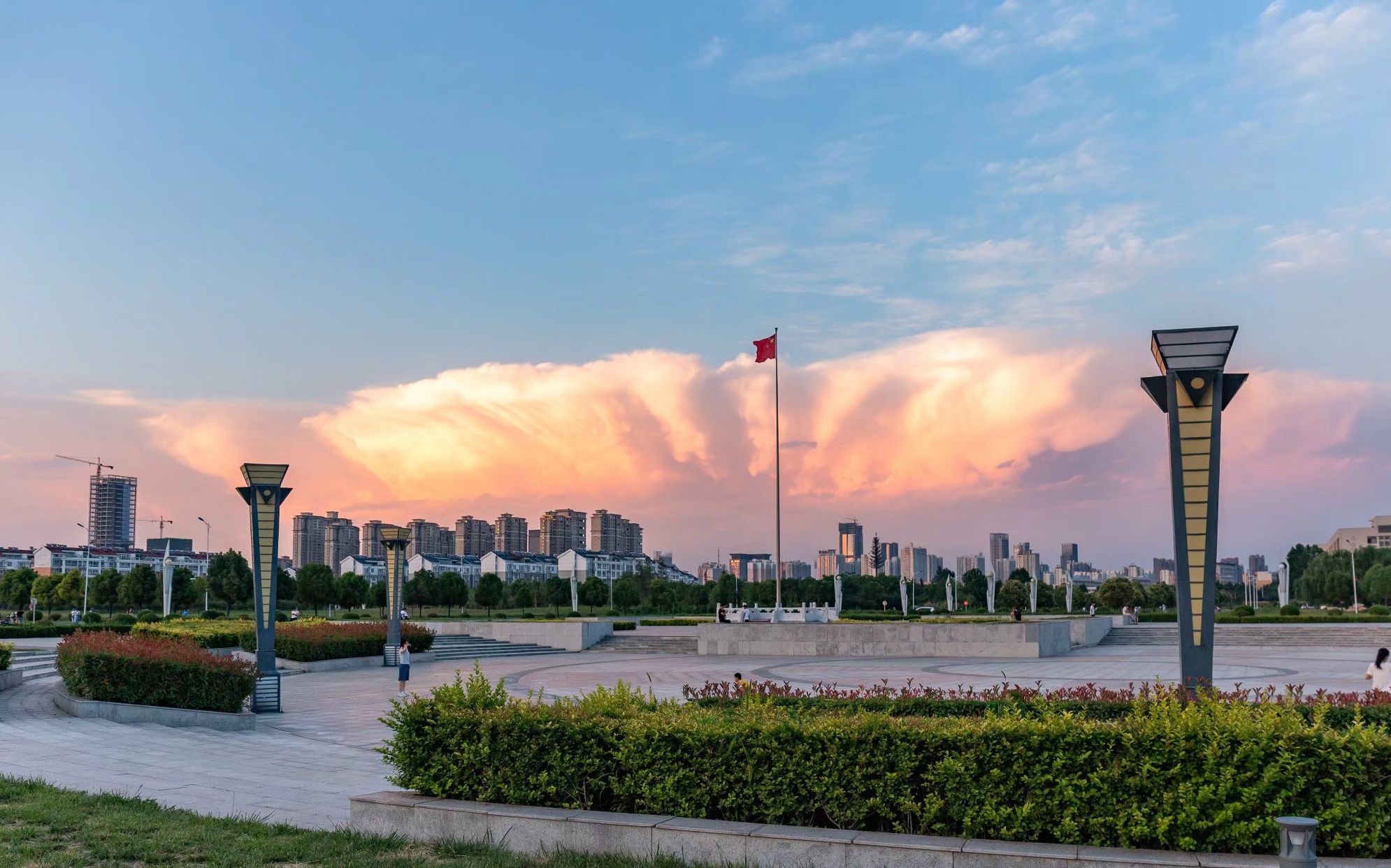 鼎片场我在河科大等你来2016级辅导员迎新