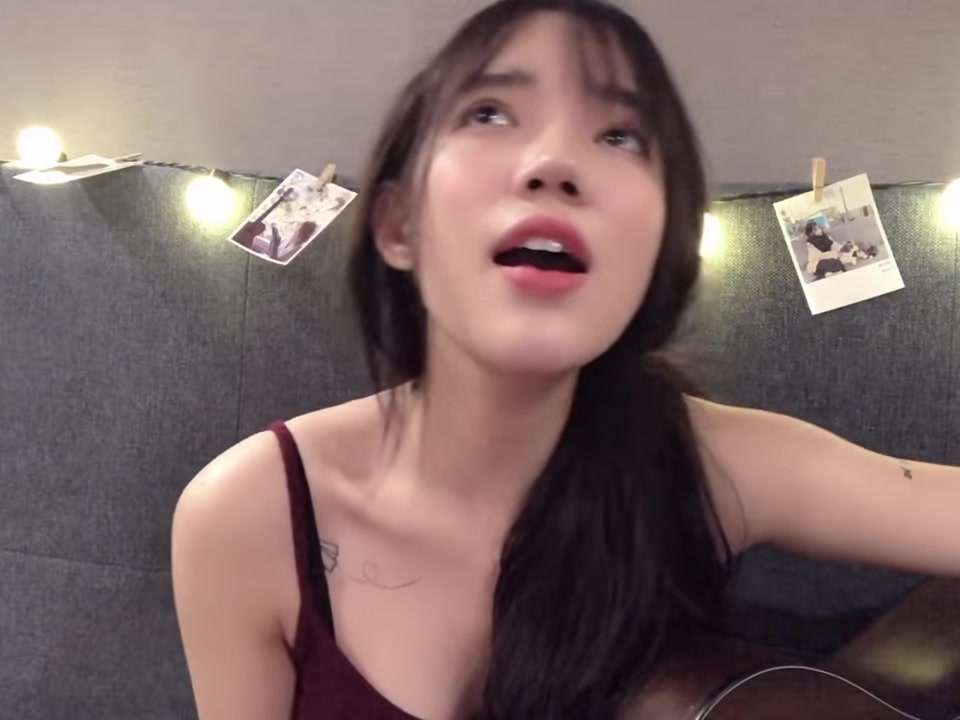 [图]KHÔNG SAO MÀ, EM ĐÂY RỒI ( Suni Hạ Linh ft Lou Hoàng ) - Acoustic ver by LyLy