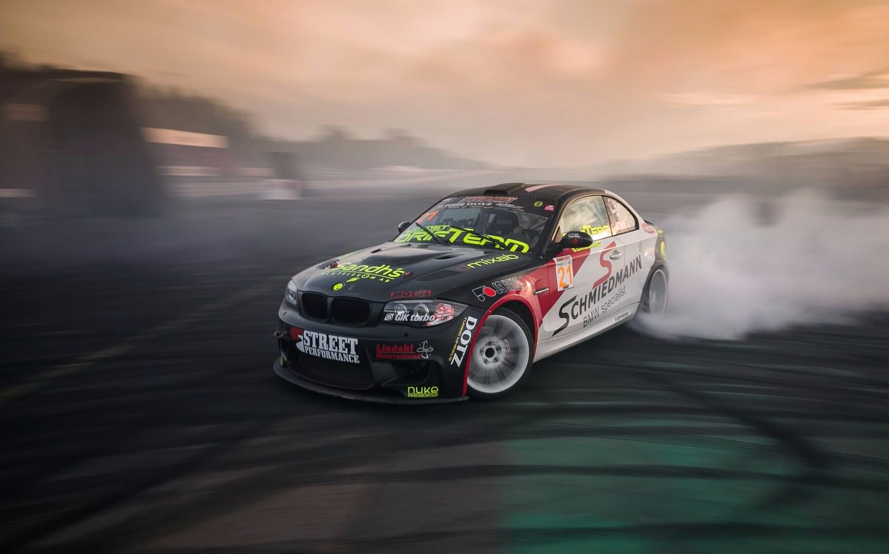 【车视集162】共享豪车练漂移?没有耍酷就没有伤害