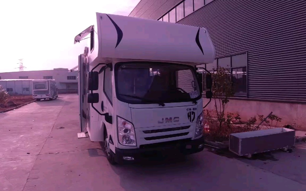 最大的轻卡房车,江铃轻卡c型房车,客户定制版_哔哩哔哩 (゜-゜)つロ