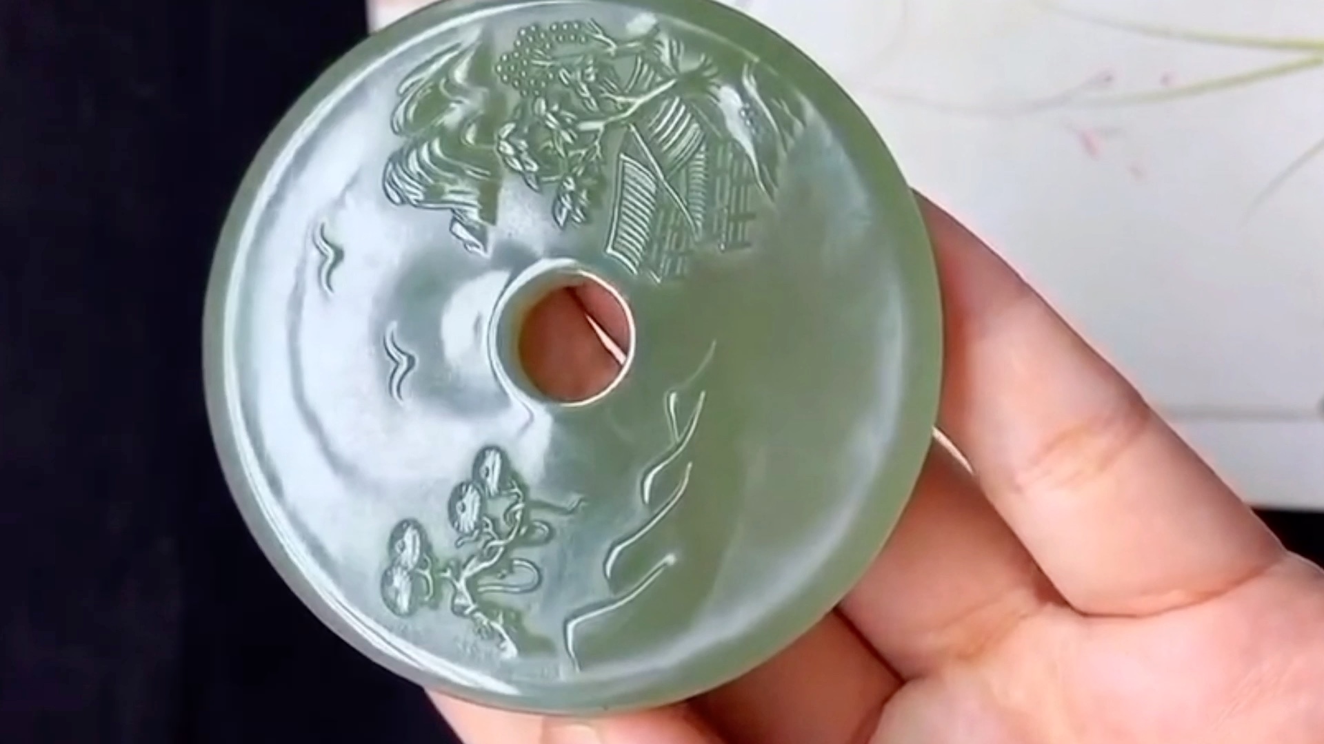 和田玉青海料湖水绿