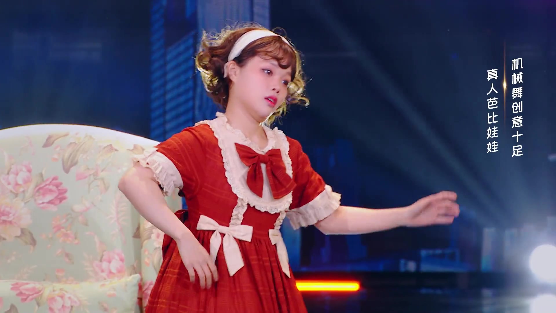 是谁的小眼睛还没看我们可可爱爱的胡李璐?