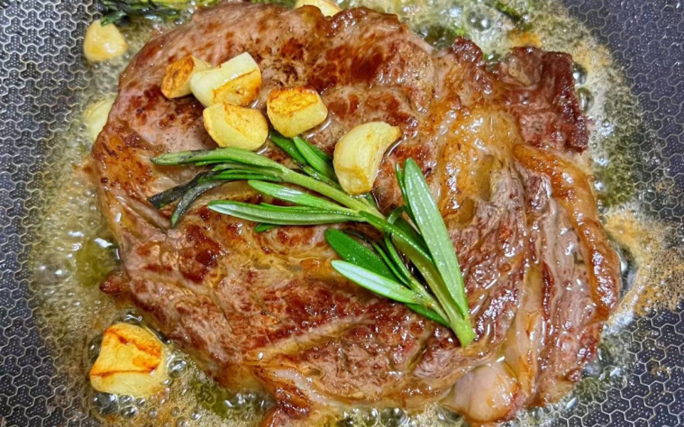黄油蒜香牛排