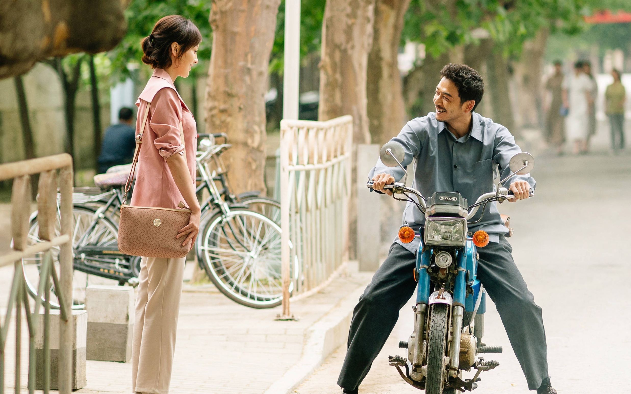 大江大河2:雷东宝骑上我心爱的小摩托, 它永远不会堵车