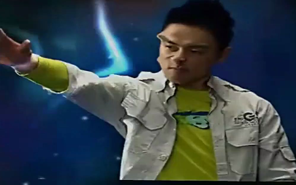 娄万雷的剑齿雷虎vs姜桠风的驭风波莫又是姜桠风赢