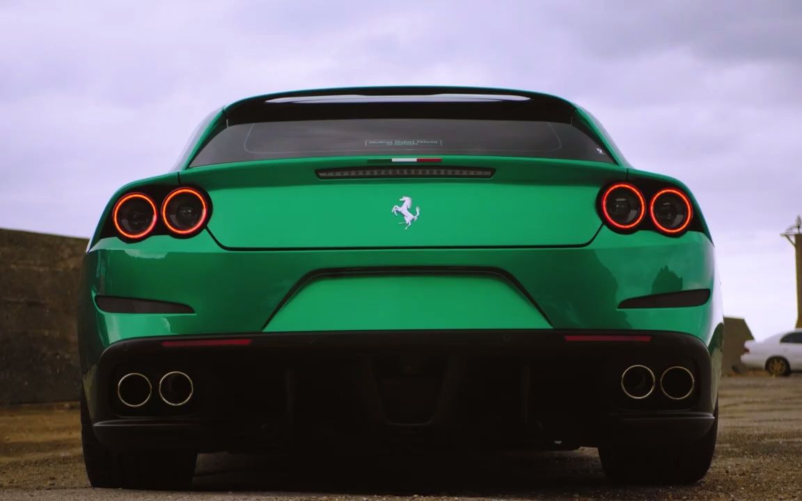 原来法拉利也可以绿得那么漂亮:ferrari gtc4 lusso v12