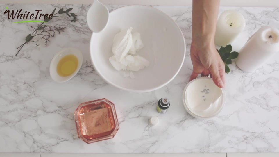 椰子油涂身体乳方法男生(椰子油涂身体乳方法男生能用吗)