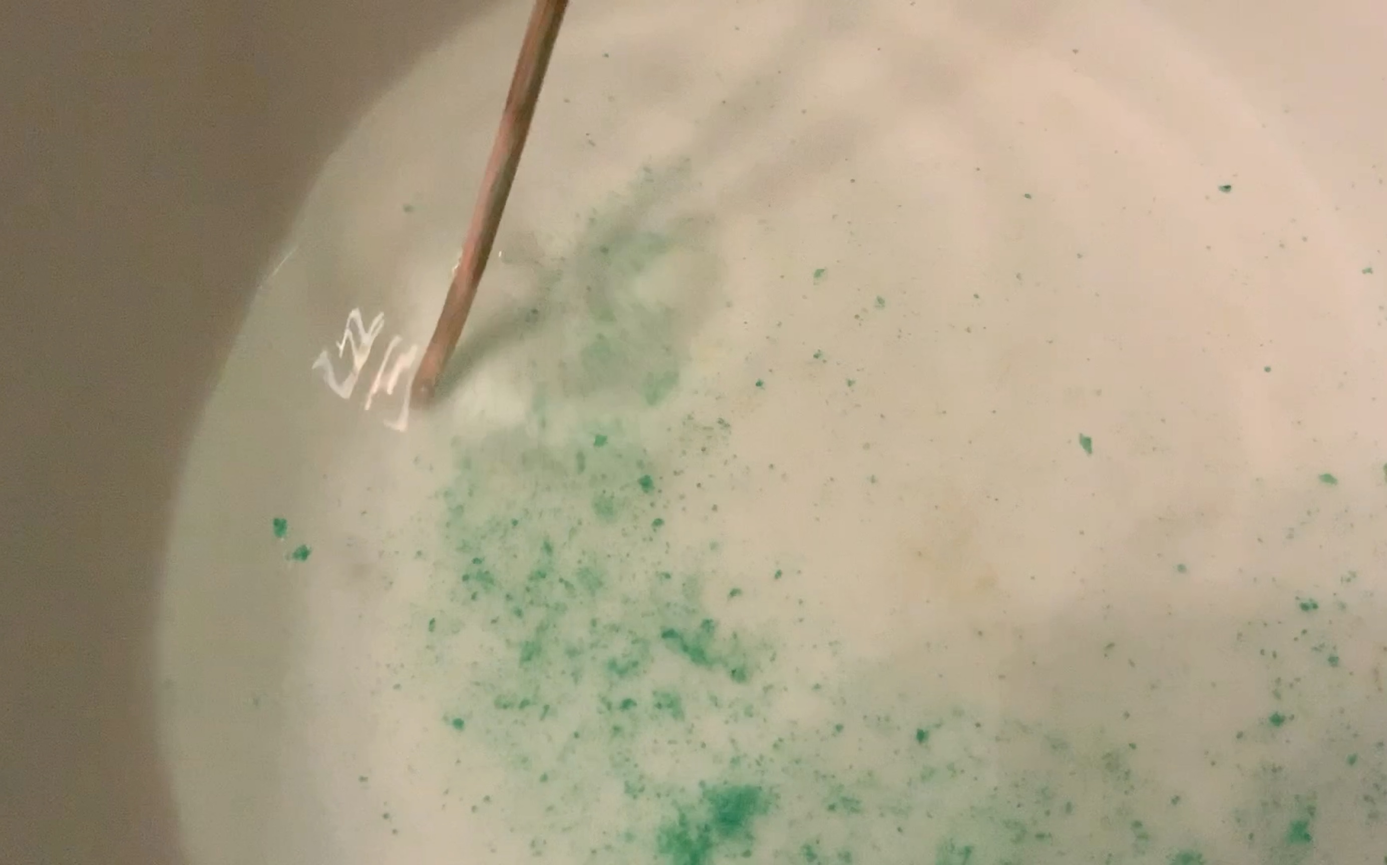 水视频碱式碳酸铜与醋酸的反应