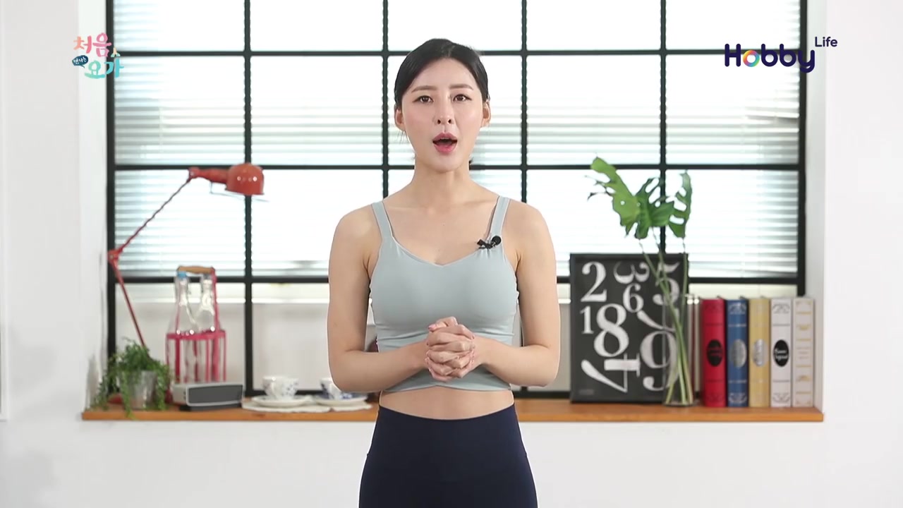 黄雅英教你做一种有力量的瑜伽这姿势啧啧啧