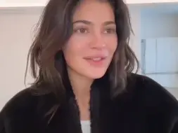 迪士尼在逃小黑魔仙Kylie Jenner ver.