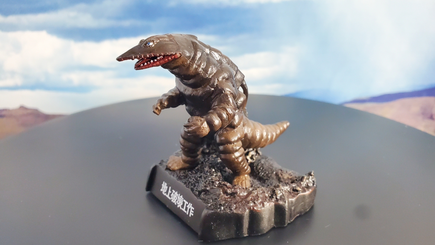 【奥特曼名鉴戏画】第四十五期(初代22话:地上破壊工作)_哔哩哔哩