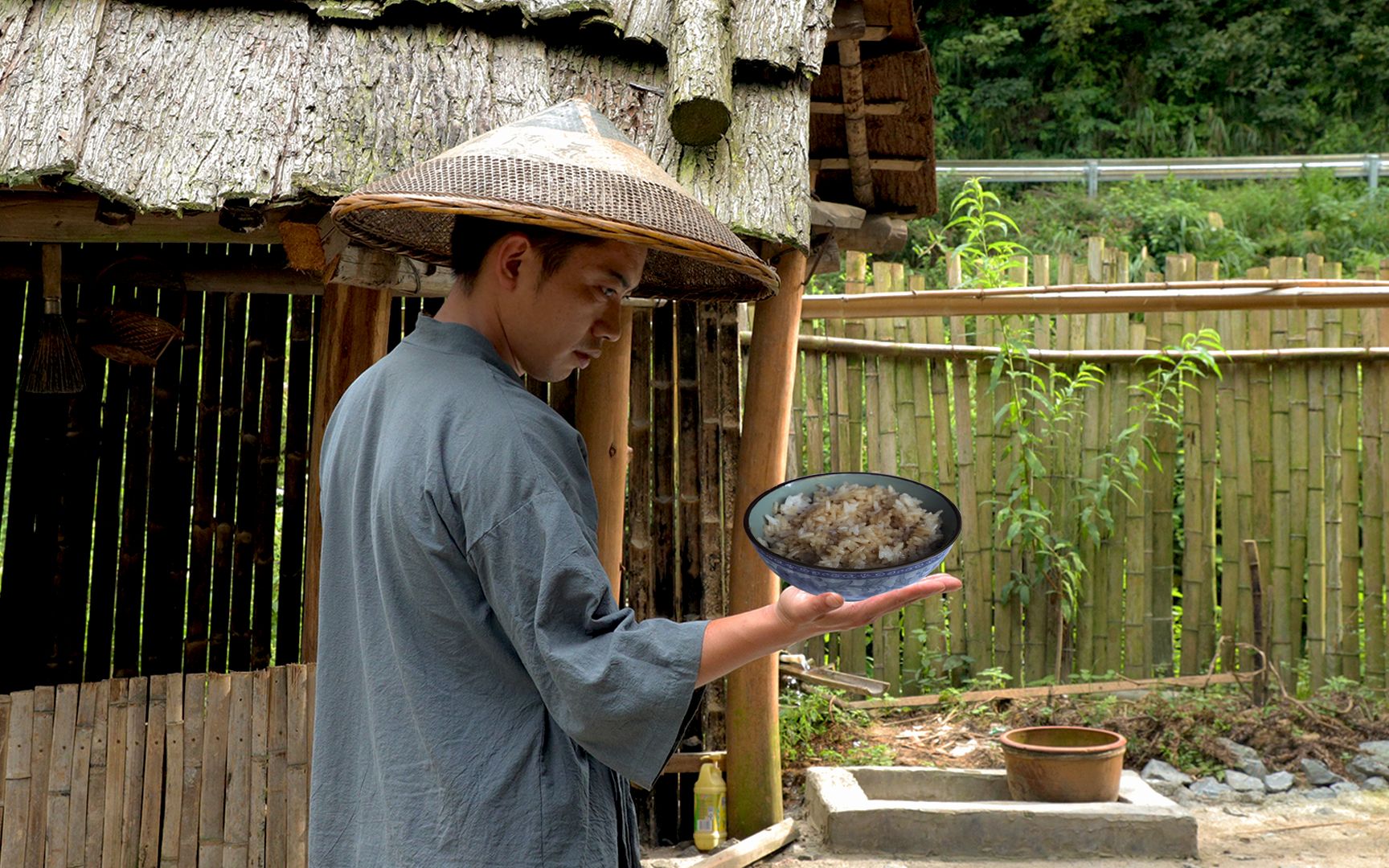 农村小伙用猪膘熬猪油,用来拌饭清香不油腻,猪油渣一口嘎嘣脆哔哩哔哩bilibili