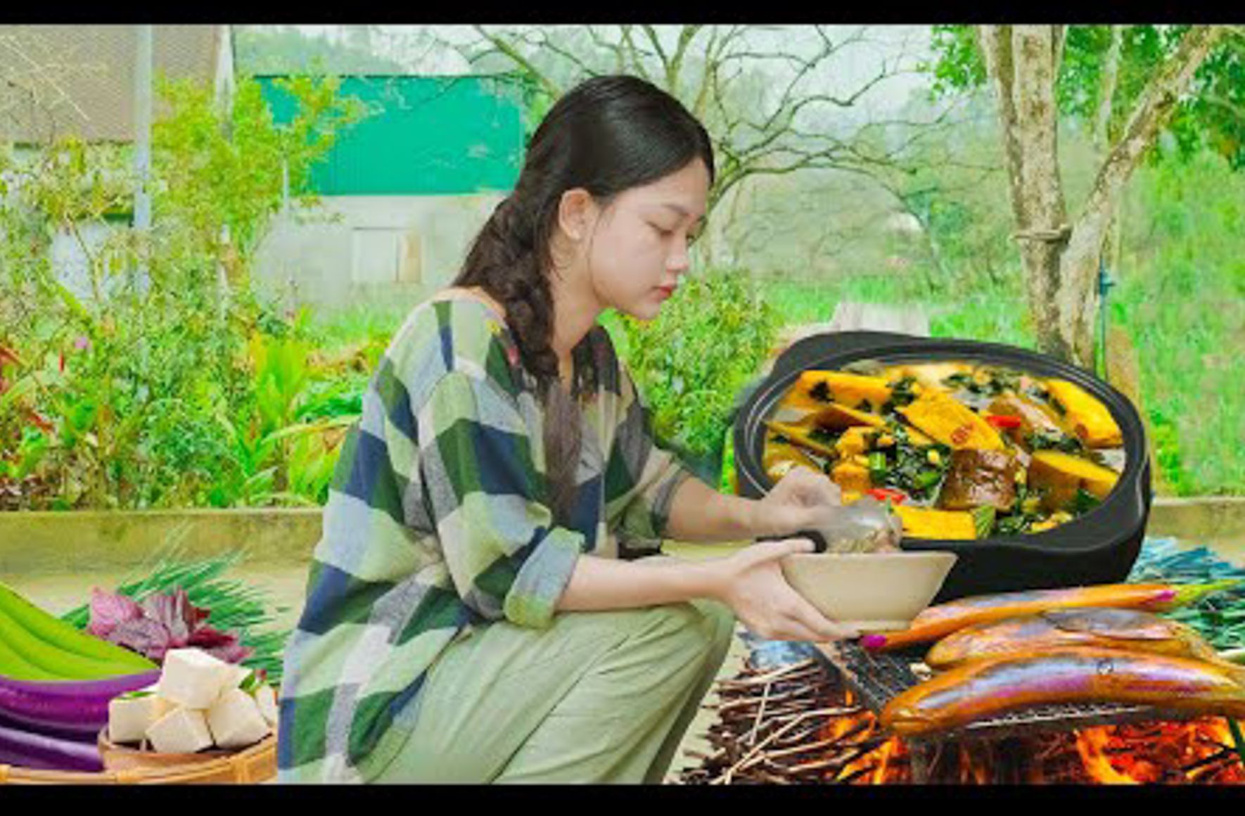 茄子炒蕉豆家乡风味美味晚餐-阮林英"越南李子柒"