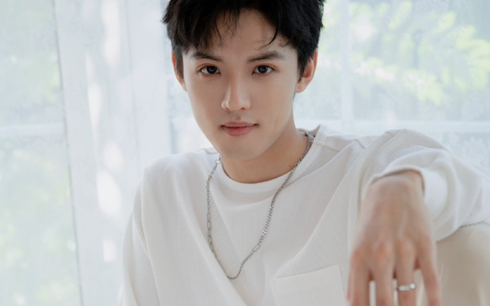 英年早婚周峻纬的爱情故事