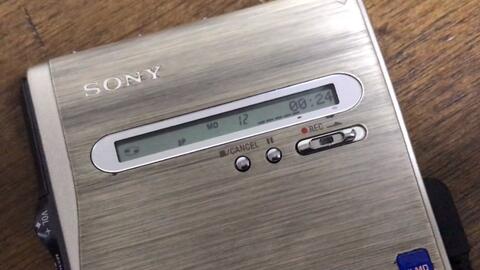 华仔二号》出品：第一百三十五弹：索尼SONY MZ-NH1 初代HI-MD WALKMAN