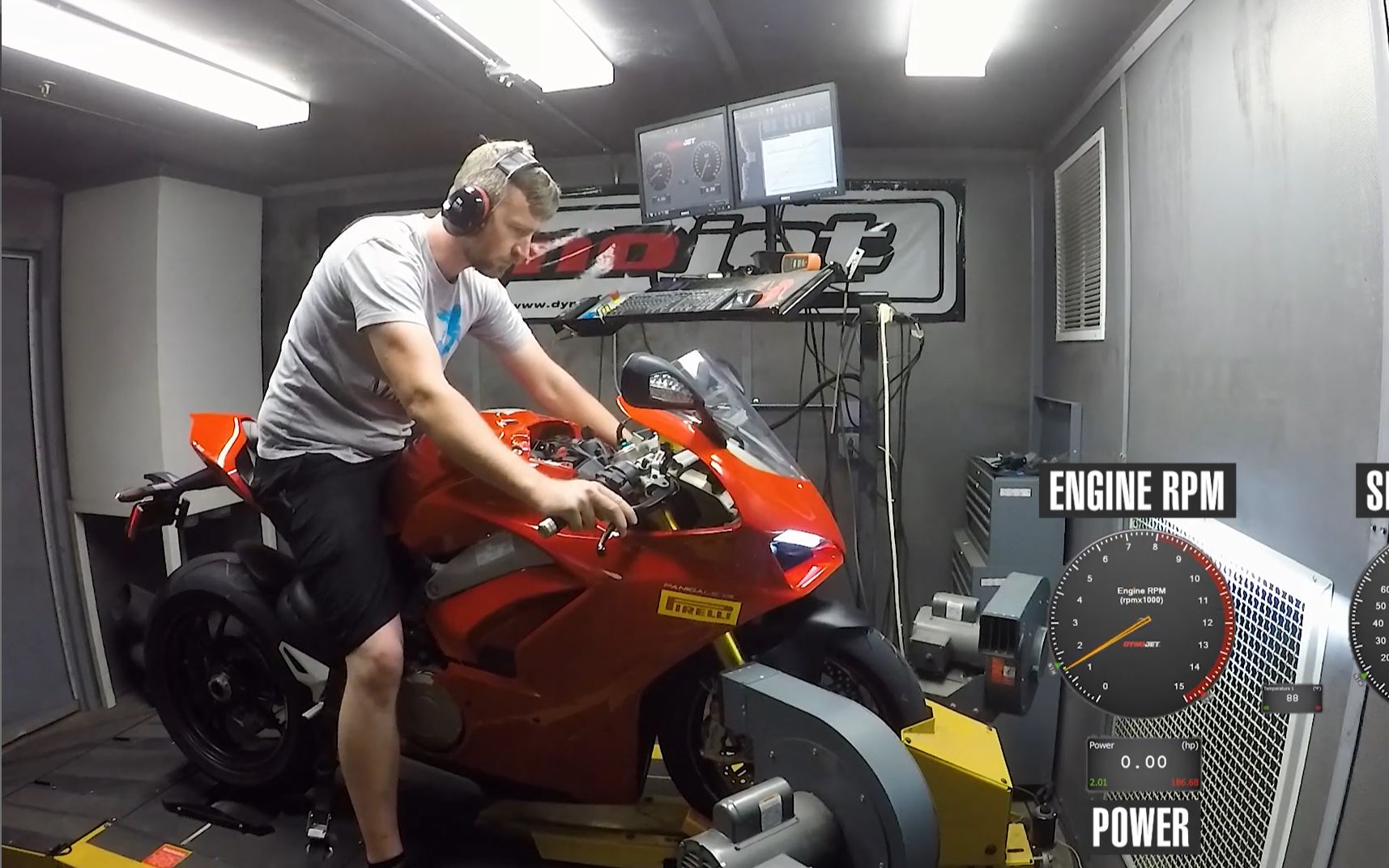 2019ducatipanigalev4s马力机功率测试