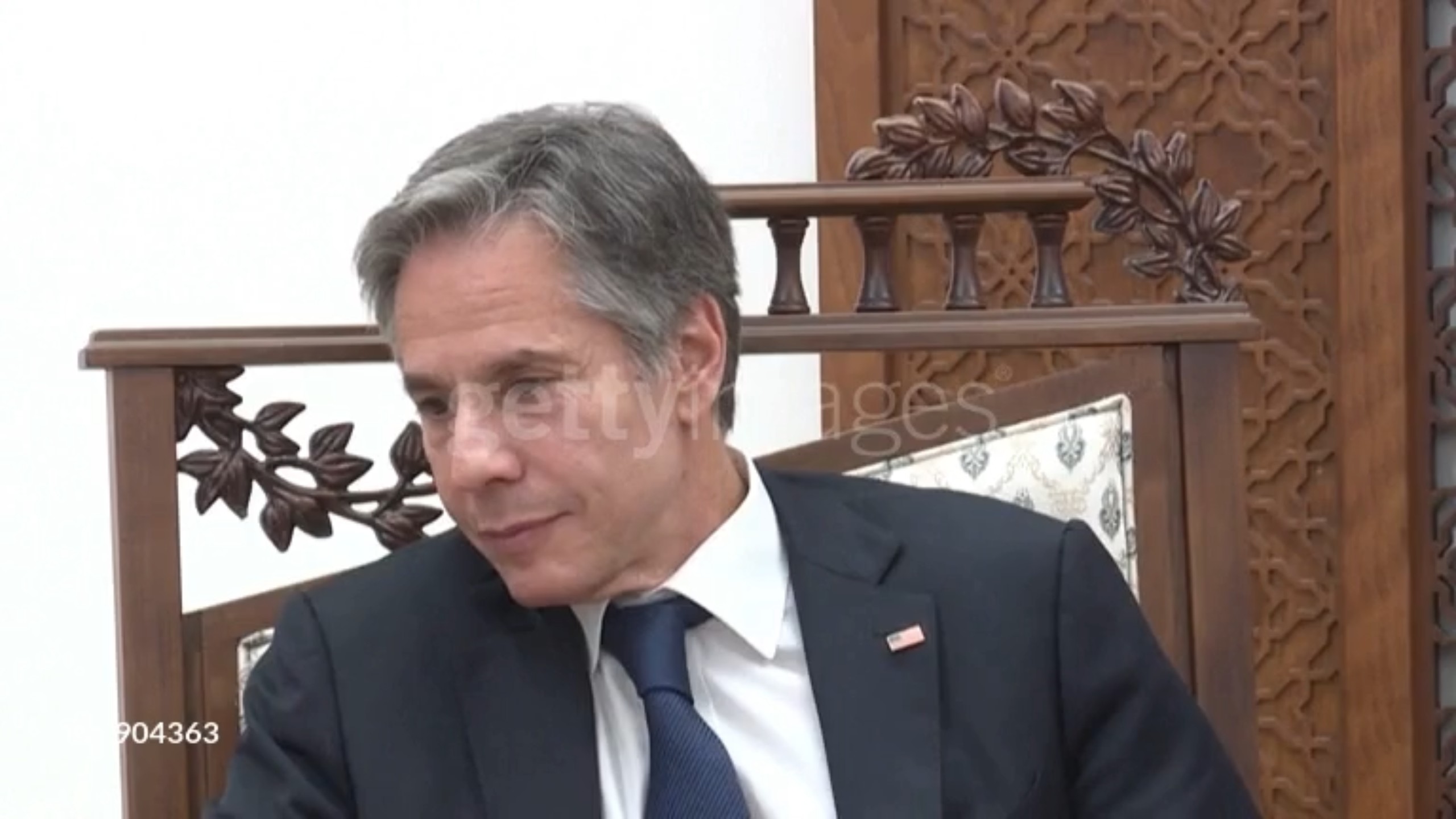 "what dwells in your sight ?