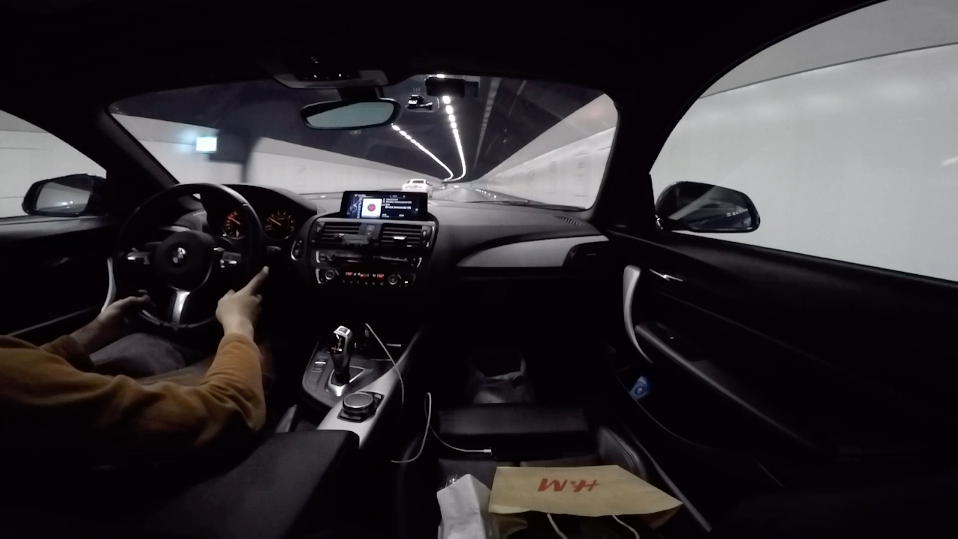 行车记录副驾视角2